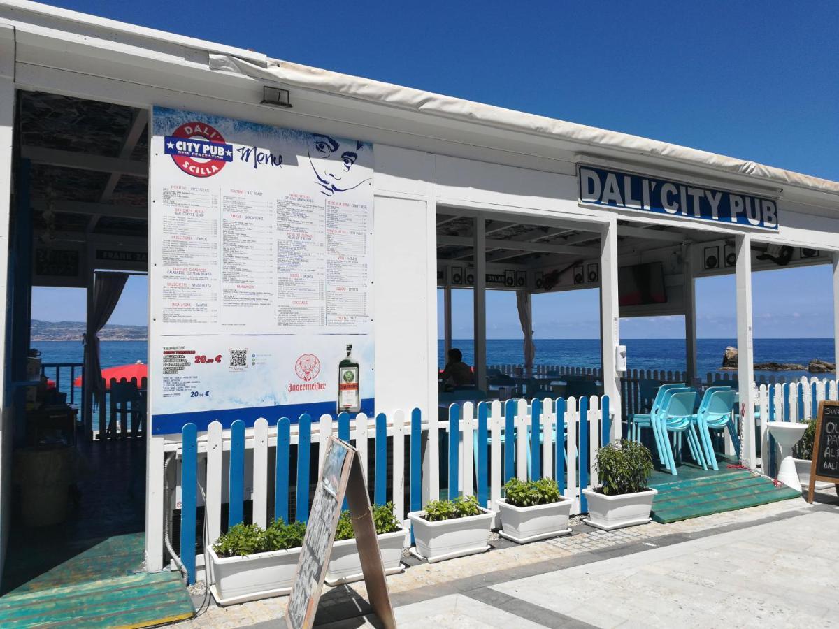 B&B A Due Passi Dal Mare Scilla Εξωτερικό φωτογραφία
