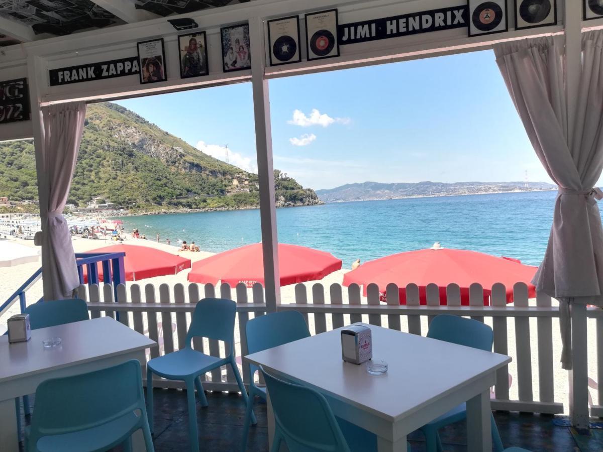 B&B A Due Passi Dal Mare Scilla Εξωτερικό φωτογραφία