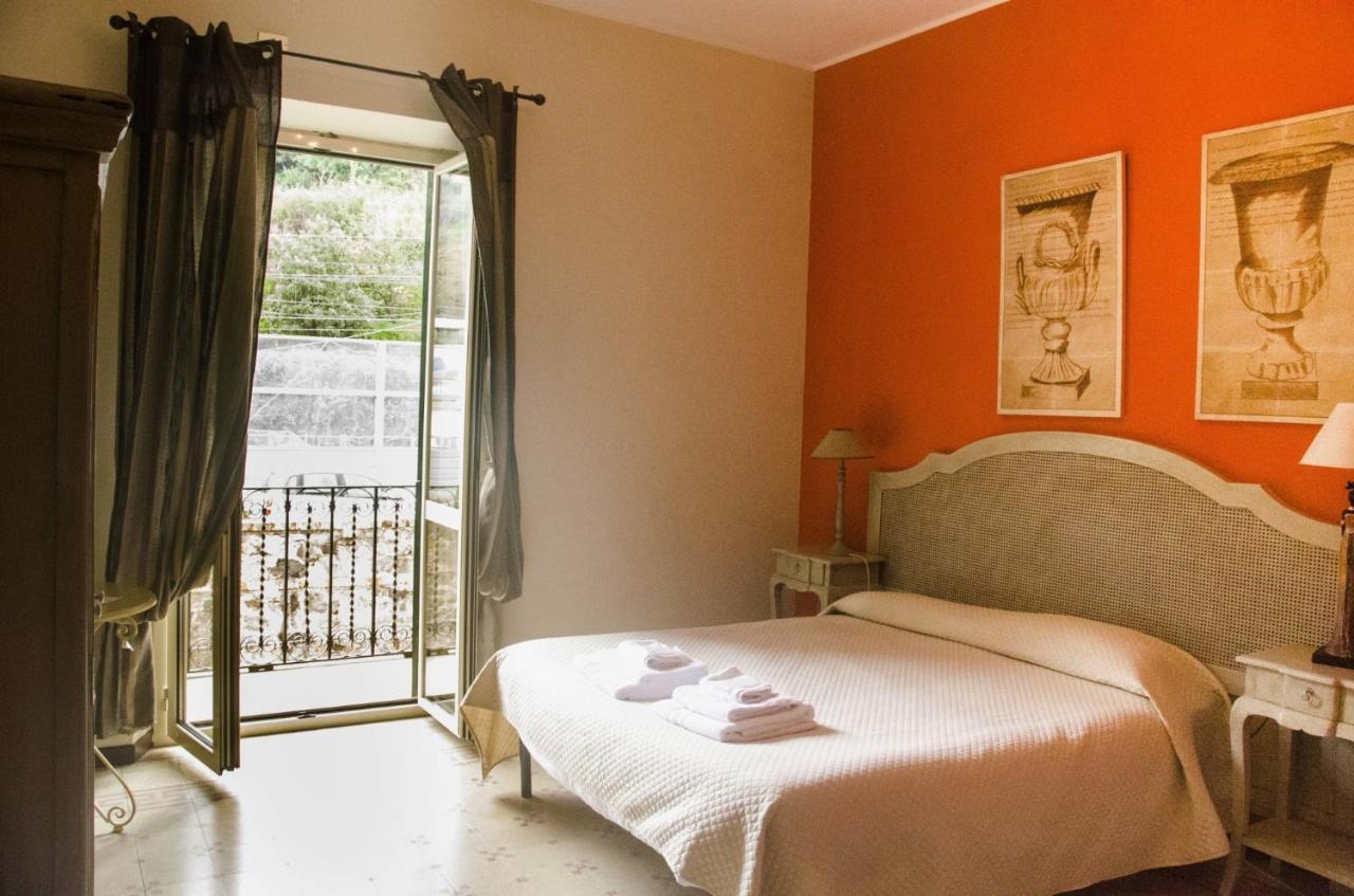B&B A Due Passi Dal Mare Scilla Εξωτερικό φωτογραφία
